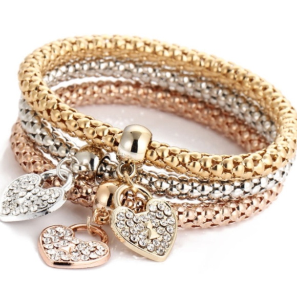New strechables Bracelets set - Picture 1 of 3